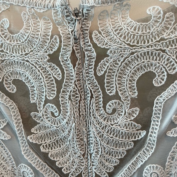 Tadashi Shoji Isabellina Gown - Picture 9 of 16